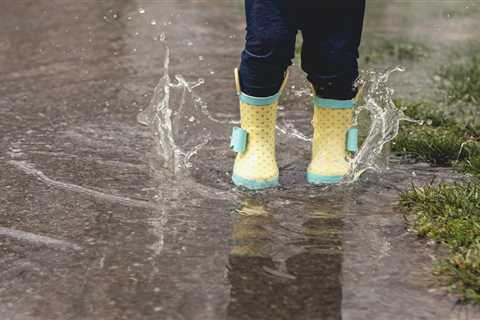 Tips for Going Outside in Cold or Wet Weather