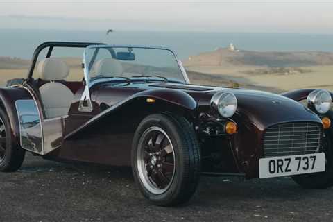 The Caterham Super Seven 600 Proves That Double-Digit Power Figures Can Be Fun