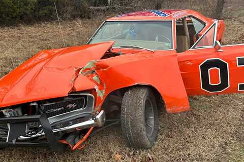 Them Duke Boys At It Again: General Lee Used In ‘Dukes Of Hazzard’ Crashes In Missouri