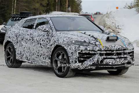 2024 Lamborghini Urus PHEV Shows Revised Headlights In Latest Spy Shots