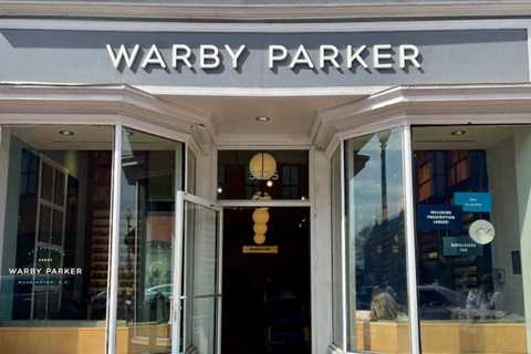 Warby Parker narrows Q4 net loss amid economic uncertainty