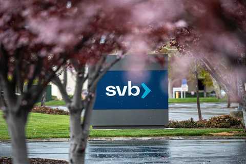 SVB races to prevent bank run as funds advise pulling cash