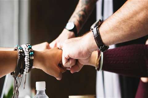 14 Ways Leaders Can Rebuild Trust Among Siloed Team Members - Chief Operating Officer Company