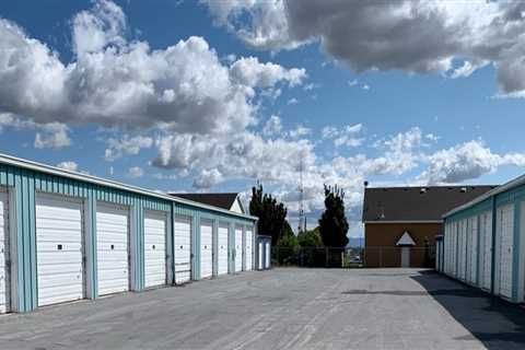 How to Ensure Your Belongings are Secure in a Storage Facility