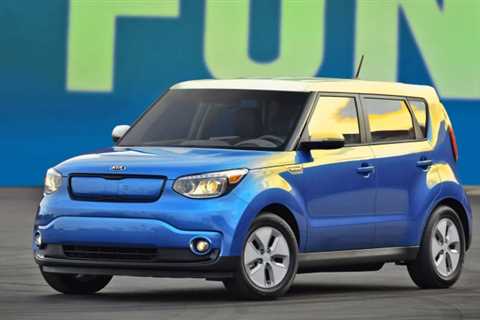 Early Kia Soul EV models recalled for fire risk