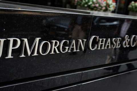 JPMorgan introduces fraud-fighting LLMs