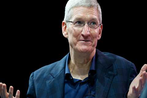 Tim Cook was turned down for an Apple Card, report says. That's absurd.