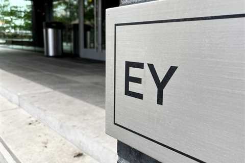 Ernst & Young's US GC Steps Aside Amid Scrutiny of Firm's Handling of Cheating Scandal