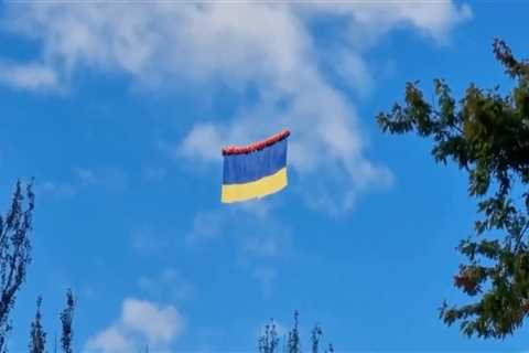 Russians opened fire on a Ukrainian flag tied to balloons, revealing their position for a..