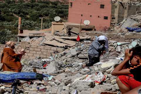 Videos show mysterious lights in the sky just before a devastating earthquake hit Morocco...