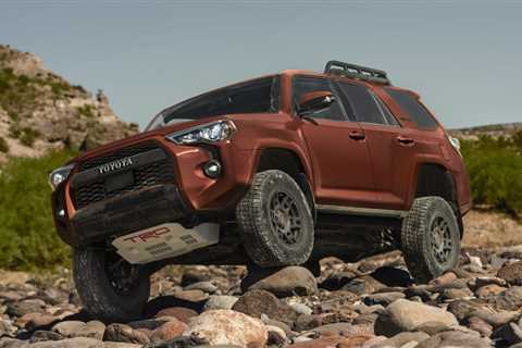 2024 Toyota 4Runner barely changes, might be a runout before 2025 model