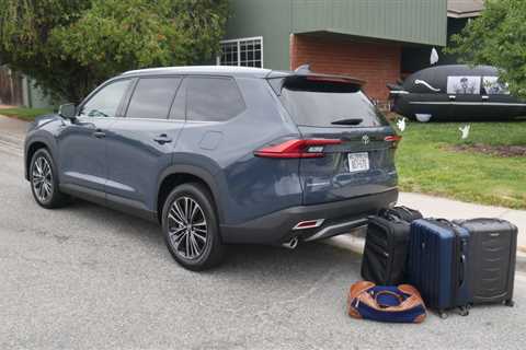 Toyota Grand Highlander Luggage Test: How much fits behind the third row?