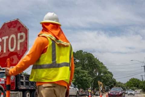 Biden takes steps to protect workers from extreme heat