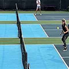 Do Tennis Centers in Orange County, California Offer Private Lessons with a Pro?
