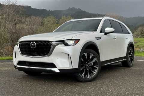 Mazda lowers prices on CX-90 to match CX-70 MSRPs across all trims