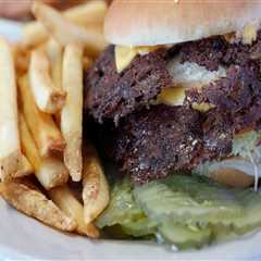 The Best Burgers in Indianapolis: A Guide to Satisfy Your Cravings