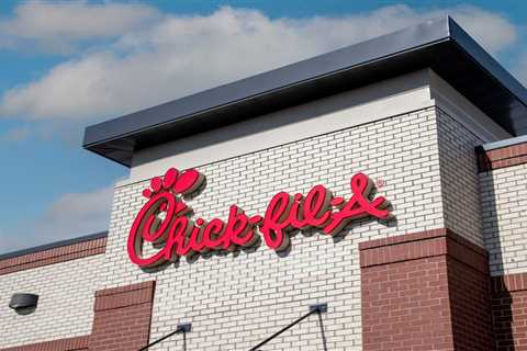 Chick-fil-A is ditching its antibiotic-free chicken pledge after just 5 years