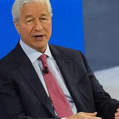 JPMorgan’s Dimon Warns of ‘Unsettling’ Pressures as Bank Reports Earnings