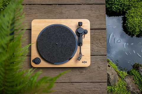 House of Marley’s Stir It Up Lux Turntable Cues Up Sustainability