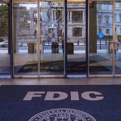 Inquiry Finds a Toxic Culture at the F.D.I.C., and Takes Aim at Its Leader