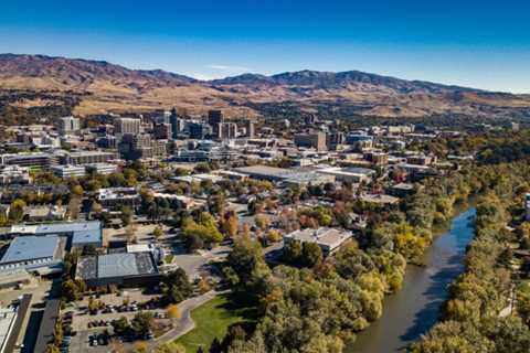 The 10 Most Walkable Cities in Idaho