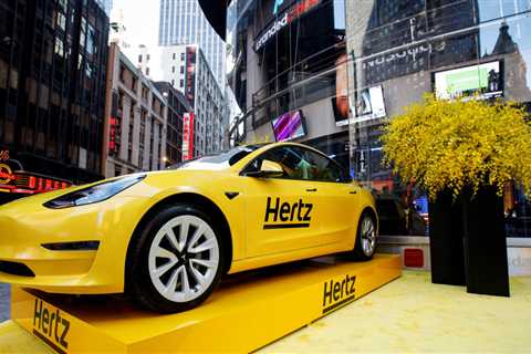 Hertz hits Tesla rental customer with $277 'refueling' fee