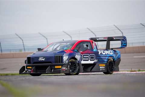 Ford F-150 Lightning SuperTruck is a wild EV race truck made for Pikes Peak