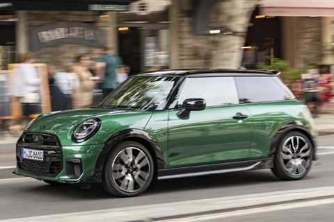 2025 Mini Cooper S JCW is racy dress-up for the gas-powered two-door