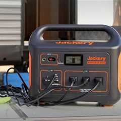 Save $450 on a new Jackery 1000 portable power station thanks to this limited time Amazon deal