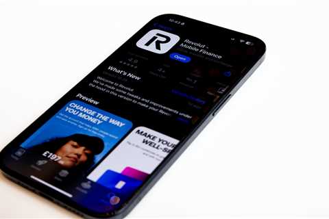 Revolut says secondary share sale valued firm at $45B