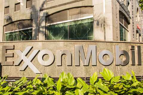 Exxon Mobil Claims Juror's Online Posts Show Bias Behind $725M Benzene Verdict