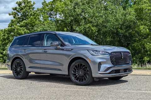 2025 Lincoln Aviator First Drive: Still a beautiful example of American luxury