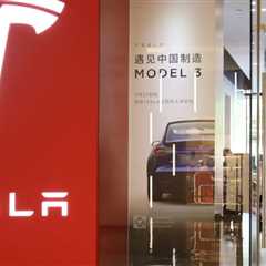 Tesla boosts sales in China — and may be planning a 6-seat Model Y