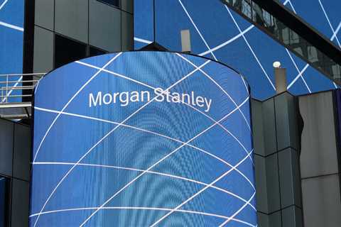 Morgan Stanley Is Fined for First Republic C.E.O.’s Stock Sales