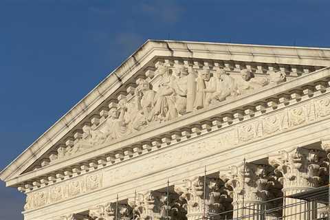 Trump asks Supreme Court to allow an end to protected status for Venezuelans
