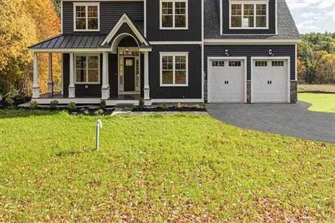 The Allure of Walk-in Closets in Derry, New Hampshire Real Estate
