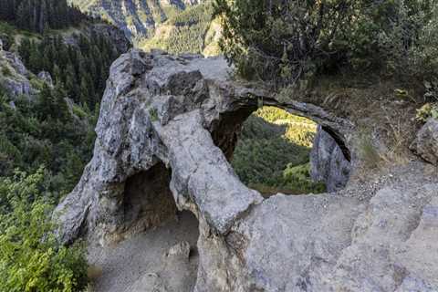 Uncovering the Warm Hospitality of Utah County, Utah through its Popular Hiking Trails