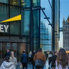EY Decided Not to Move From Its Global HQ in London