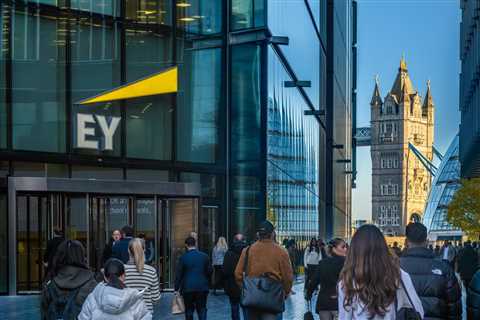 EY Decided Not to Move From Its Global HQ in London