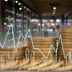 U.S. Bond Yields Hit Highest Level Since 2002