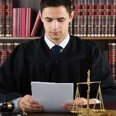 AI Smart Glasses in the Workplace: Seven Employment Law Risks to Consider